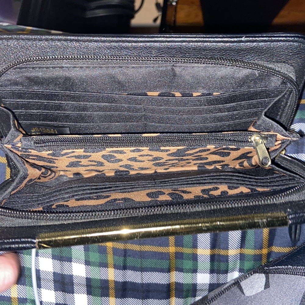 Jessica Simpson Wallet - Picture 3 of 4